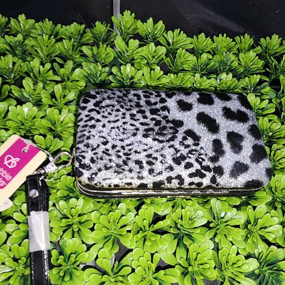 NWT Card & Phone Clutch Gray Leopard Wristlet - Picture 1 of 3